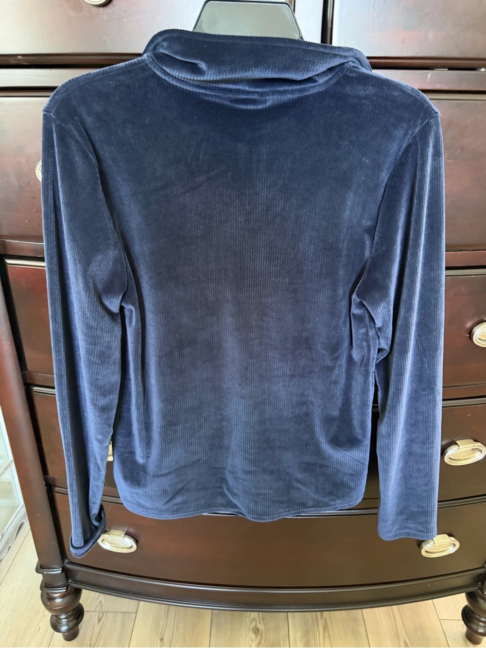 Calvin Klein Navy Velour V-Neck Long Sleeve Top - Picture 3 of 3